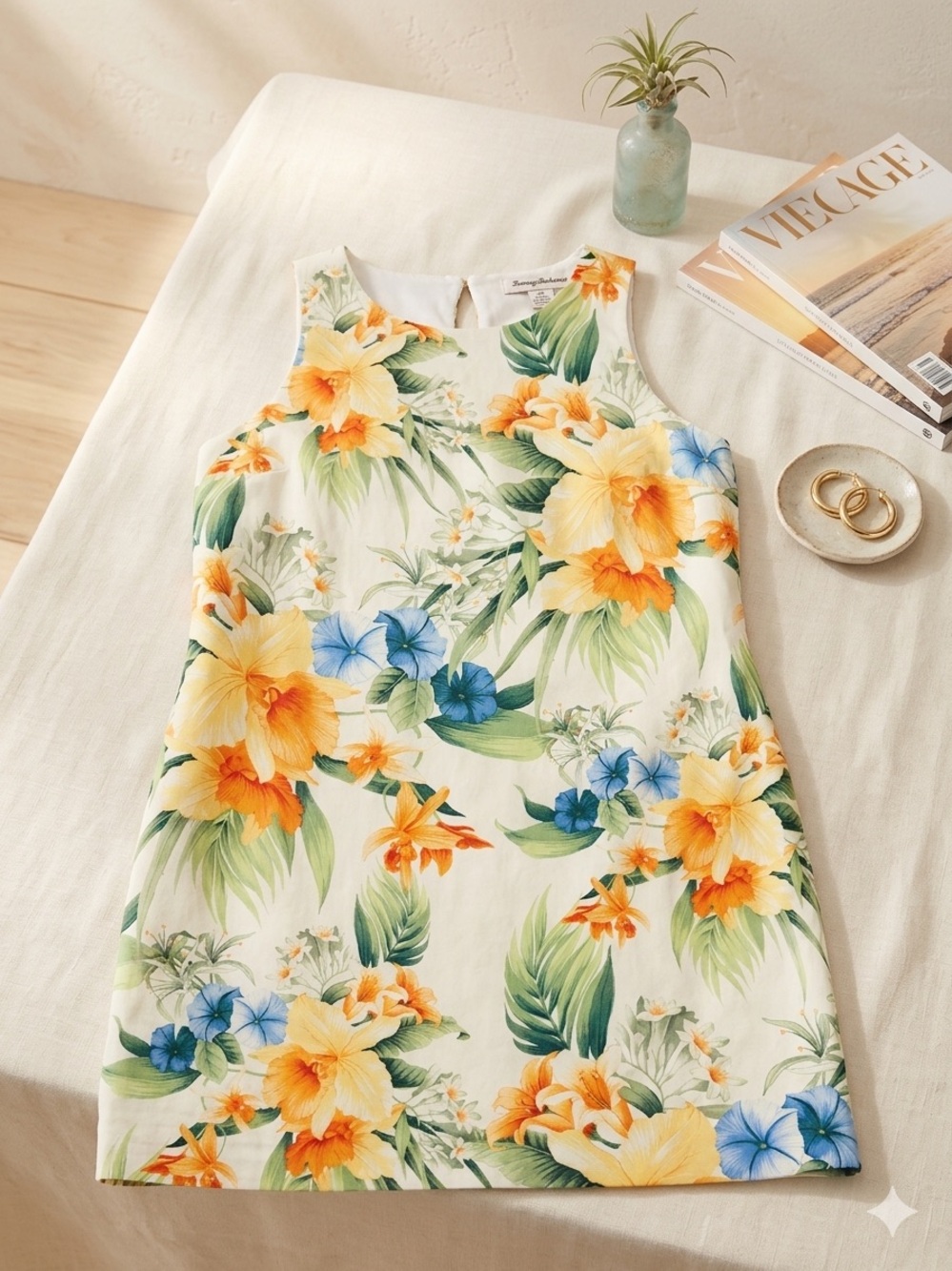 Tommy Bahama Floral Sleeveless Shift Dress in Yellow & Blue Small